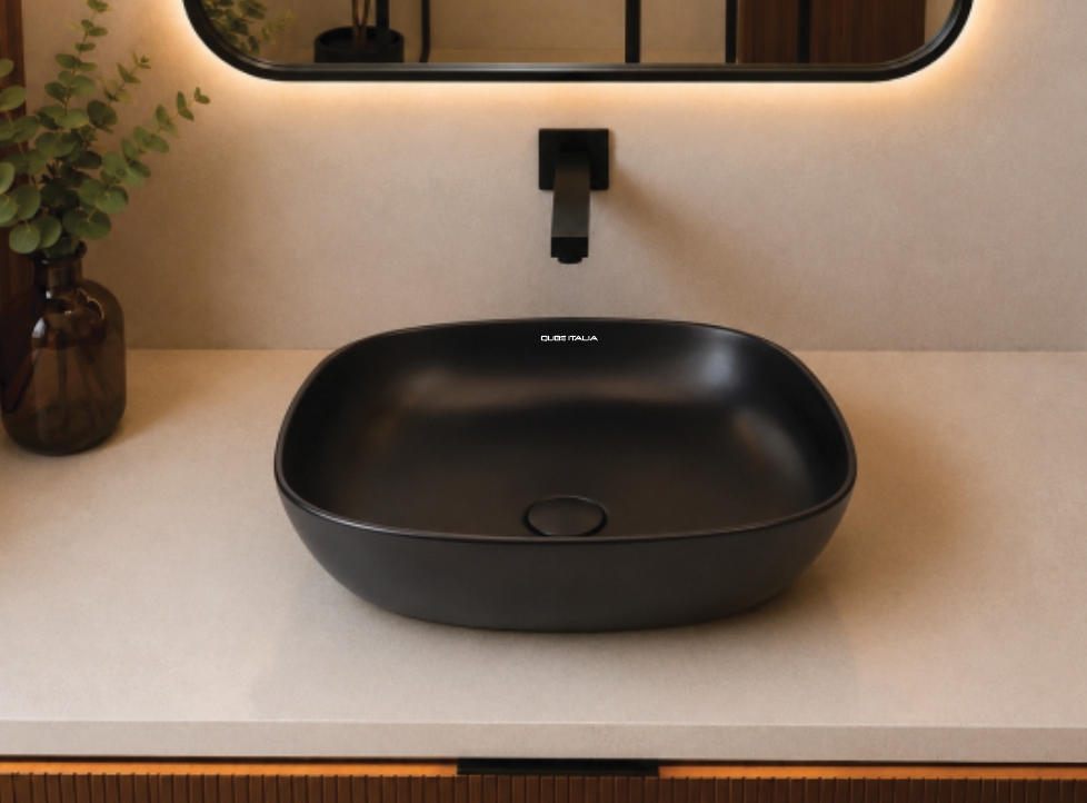 QB 281 Matt Black
